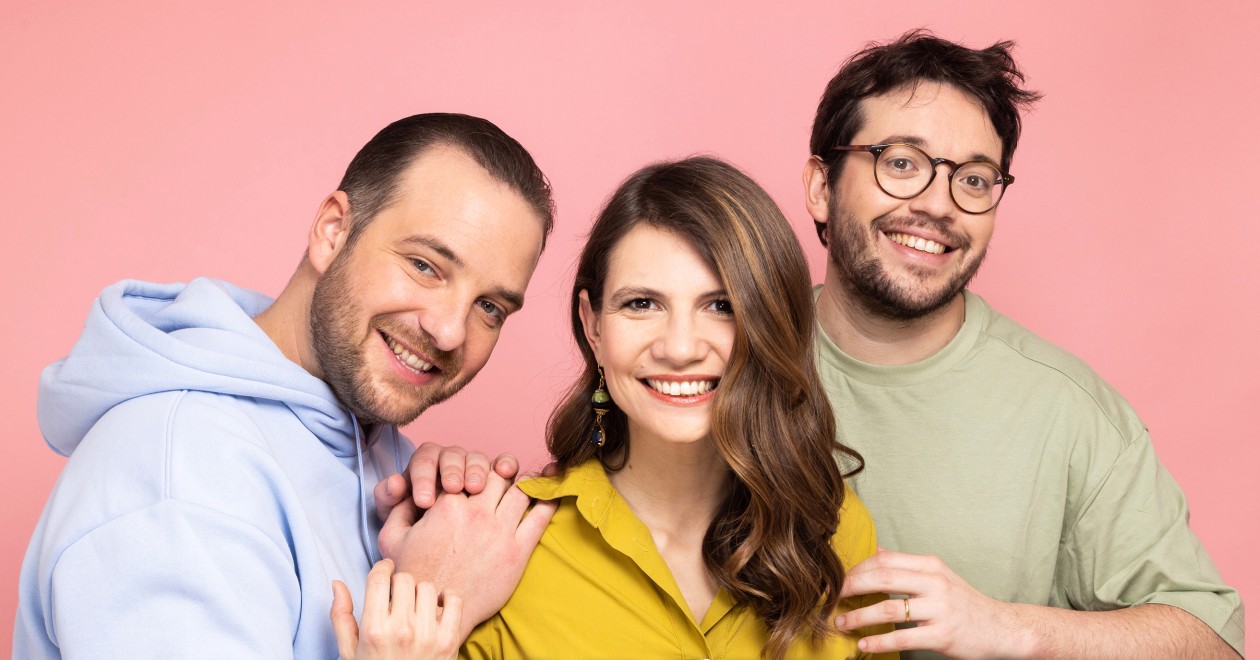 Les Normales - K&eacute;vin Bagot - Auteur, compositeur. Romain Gallon - Auteur, compositeur. Alicia Nigi - Autrice, compositrice.