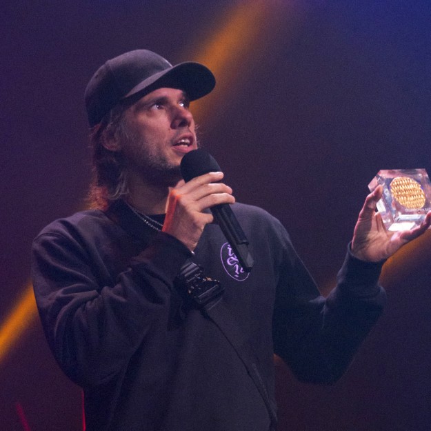 Orelsan - Auteur, compositeur.&nbsp;Victoire de la Musique 2023 de la Cr&eacute;ation audiovisuelle, de la Chanson originale et du Meilleur concert.&nbsp;Soutenu par notre Action culturelle.