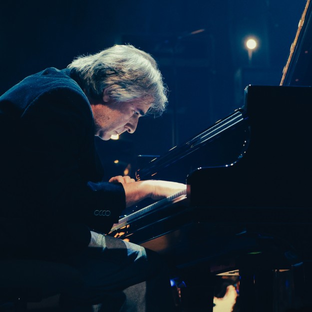 Alexandros Markeas - Compositeur.&nbsp;Grand Prix Sacem 2023 de la Musique classique contemporaine.&nbsp;Soutenu par notre Action culturelle.